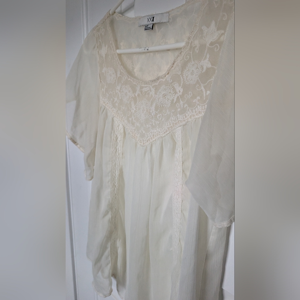 Forever 21 Cream Lace Boho Blouse | Romantic Cottagecore | Size S